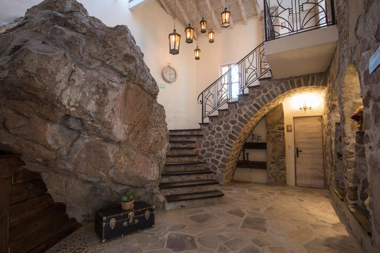 Hotel De Piedra Bernal Dış mekan fotoğraf