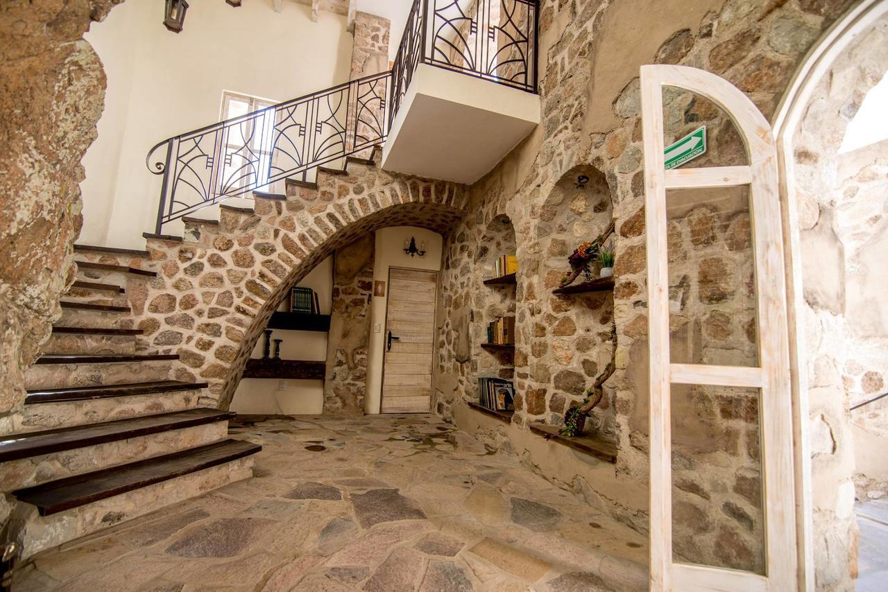 Hotel De Piedra Bernal Dış mekan fotoğraf